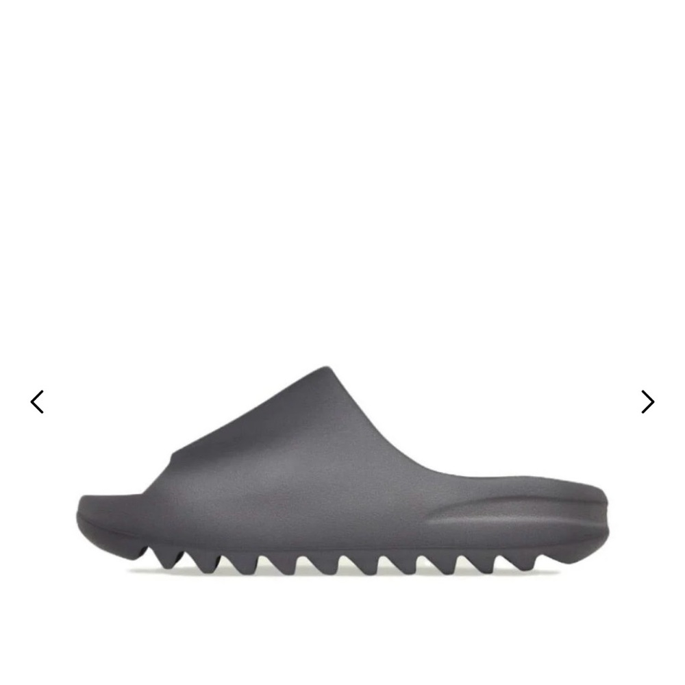 Adidas Yeezy Slid, Brand new, super comfy 
Size US 13